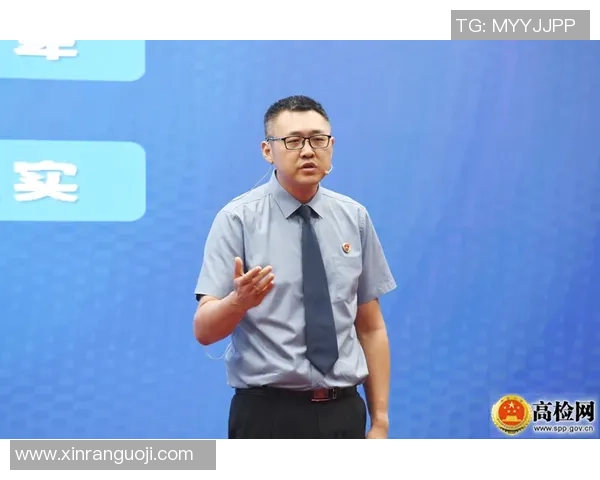 杨伟专访：从青涩少年到篮球巨星的成长之路回顾